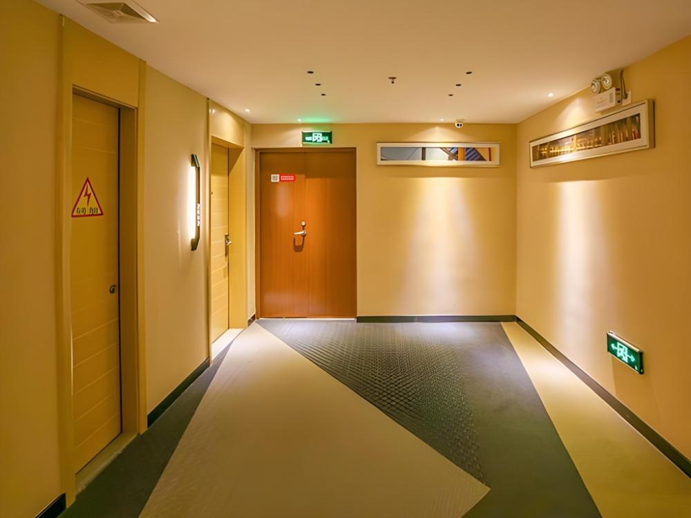 city comfort inn yangjiang yangxi renmin road kaixuan square