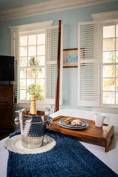 the southernmost house hotel adults only