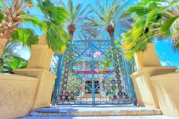 the southernmost house hotel adults only