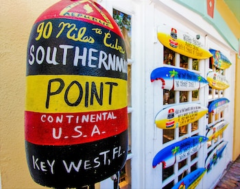 the southernmost house hotel adults only