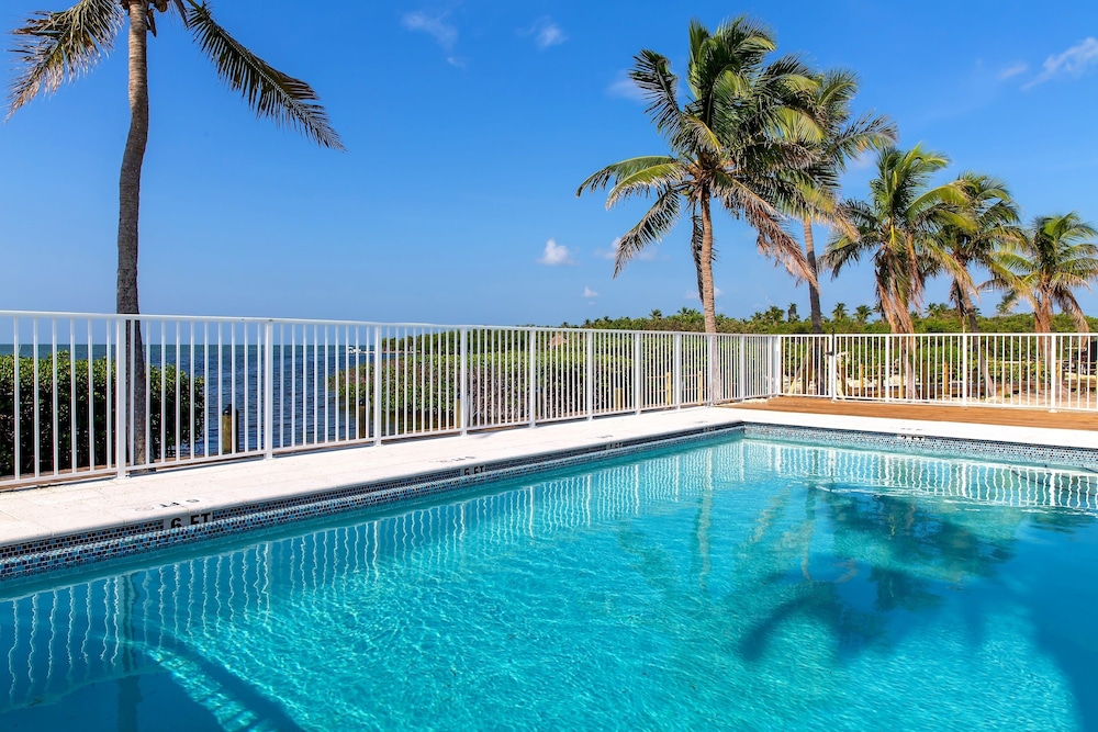 Fisher Inn Resort & Marina,Layton>>Islamorada,4 star
