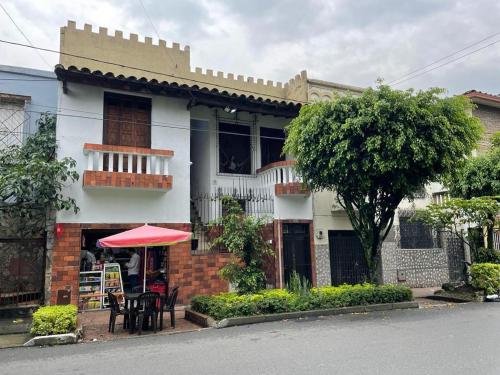 ayenda sarayu house