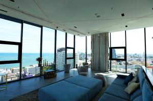 llx condo the base cityviewandsea view
