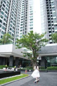 llx condo the base cityviewandsea view