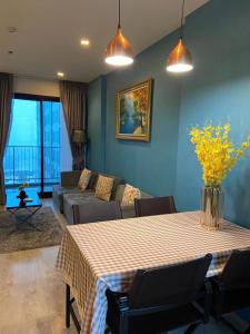 llx condo the base cityviewandsea view