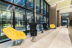 llx condo the base cityviewandsea view