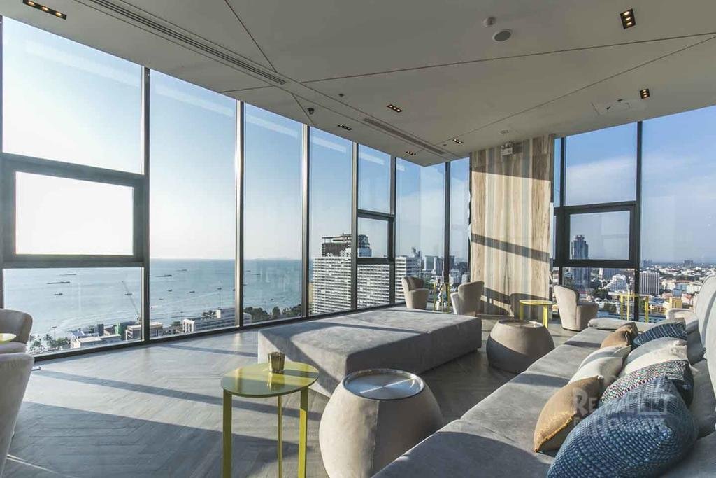 llx condo the base cityviewandsea view
