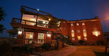el roman pension