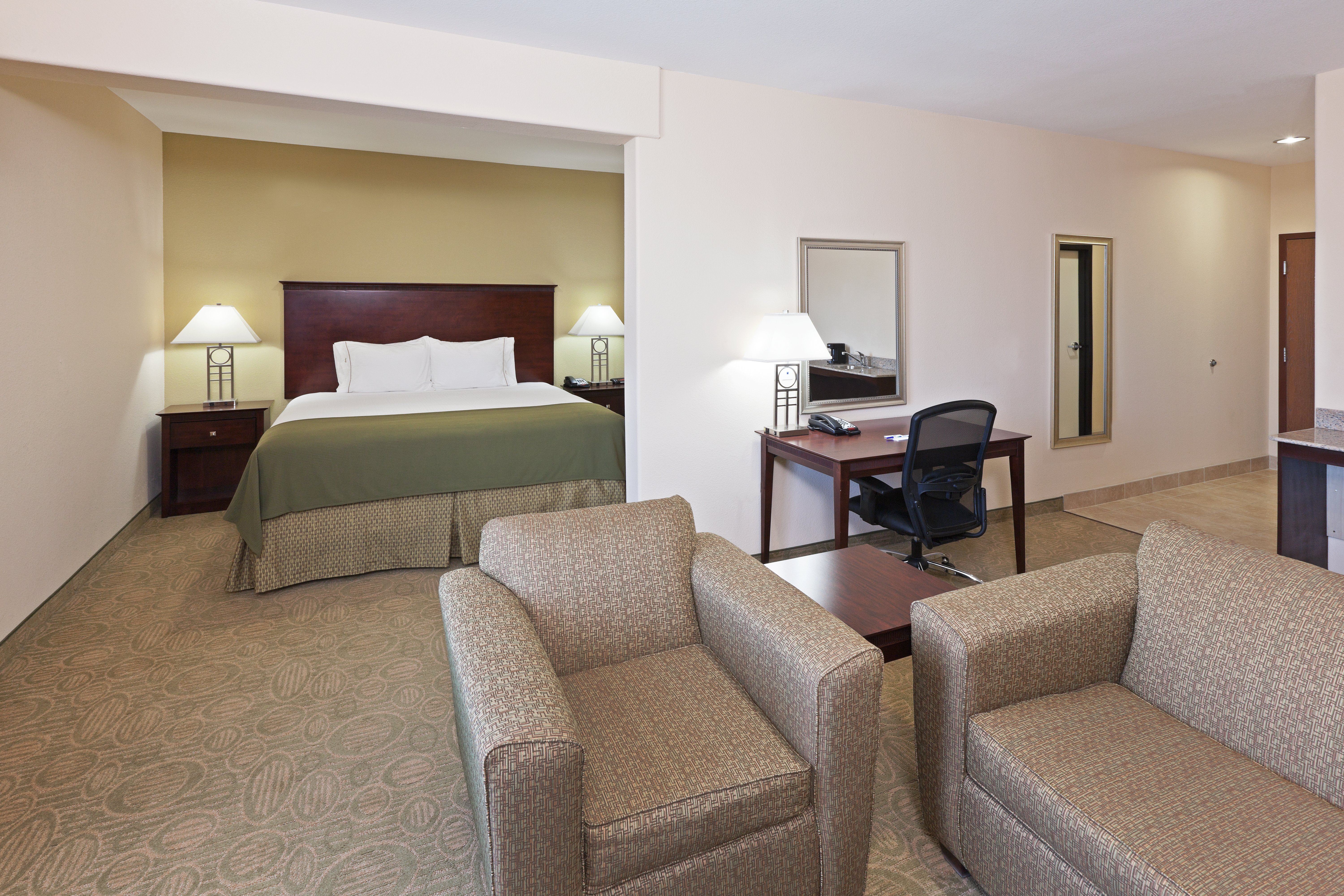 holiday inn express hotel and suites brownfield by ihg