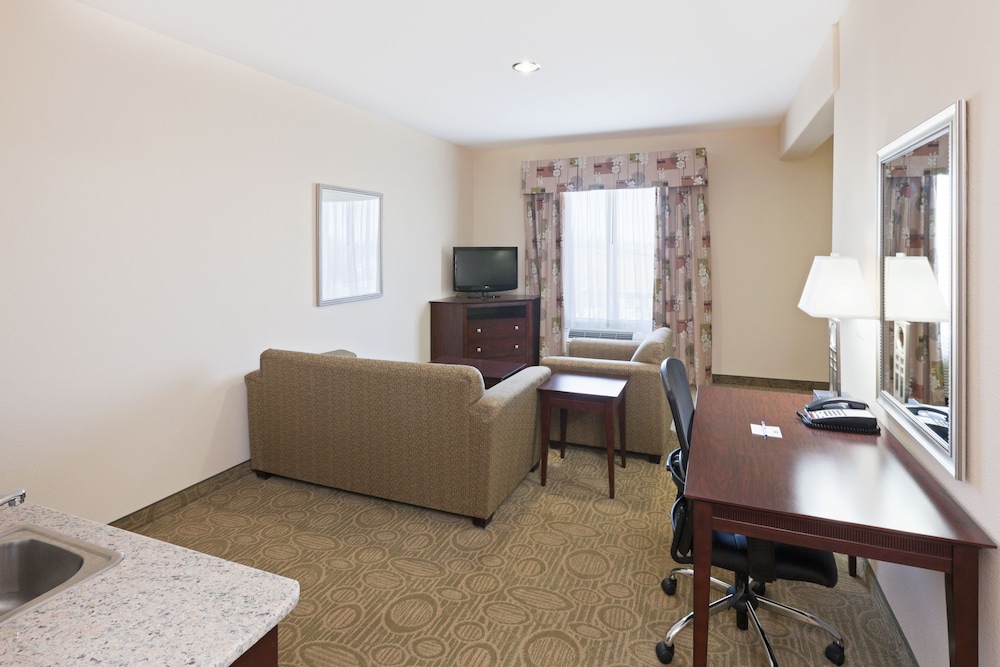 holiday inn express hotel and suites brownfield by ihg