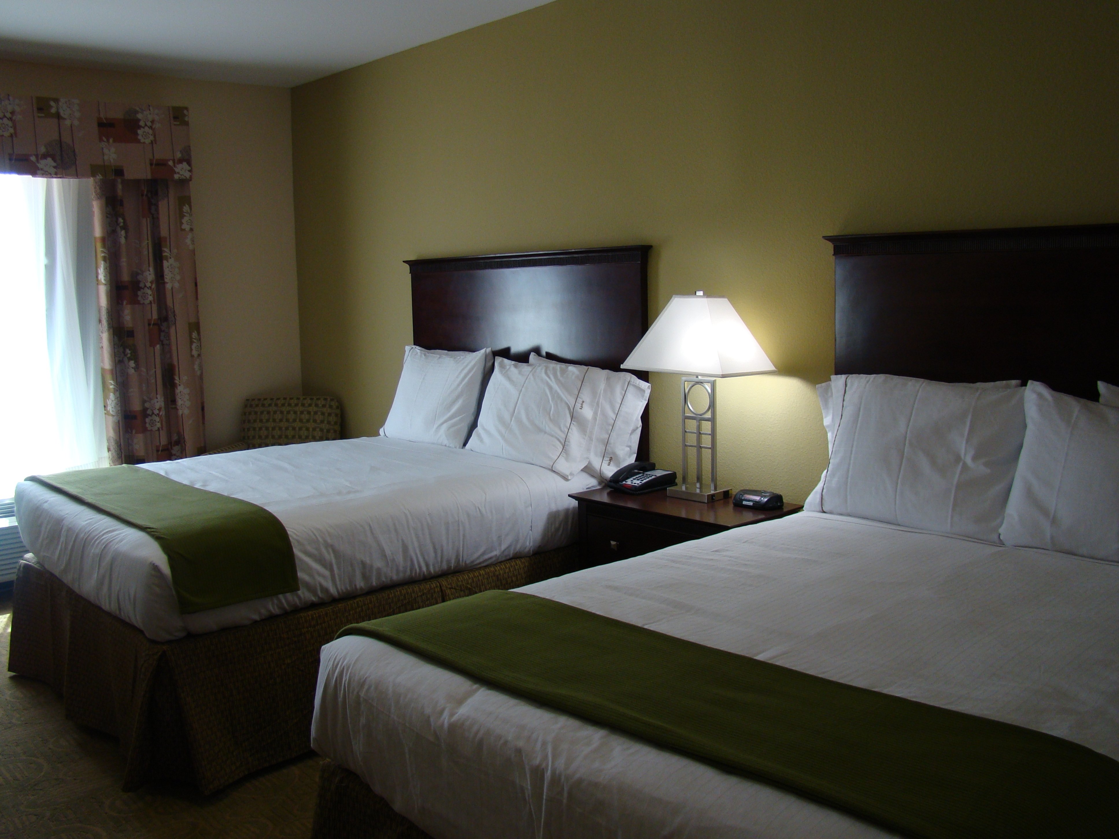 holiday inn express hotel and suites brownfield by ihg