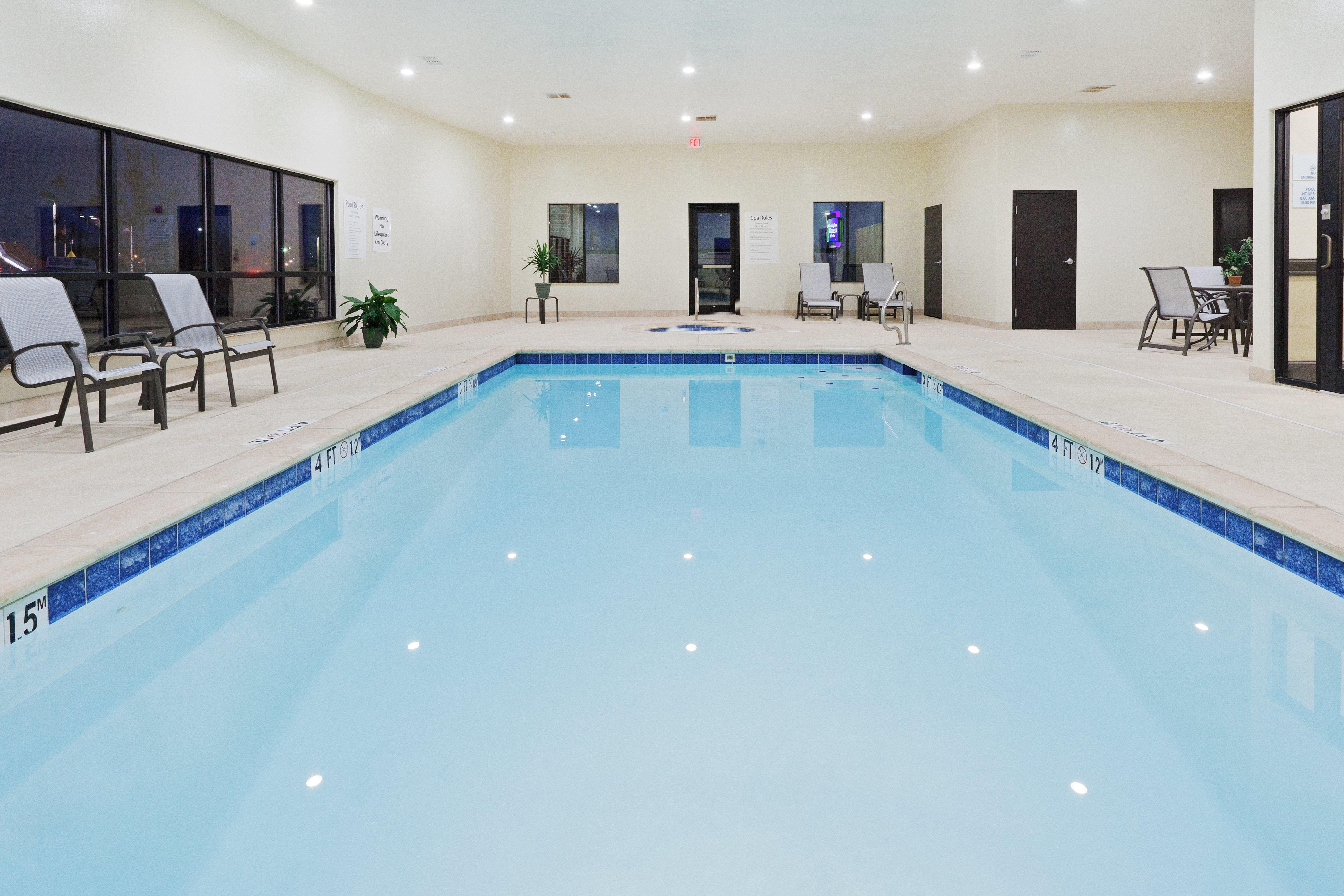 holiday inn express hotel and suites brownfield by ihg
