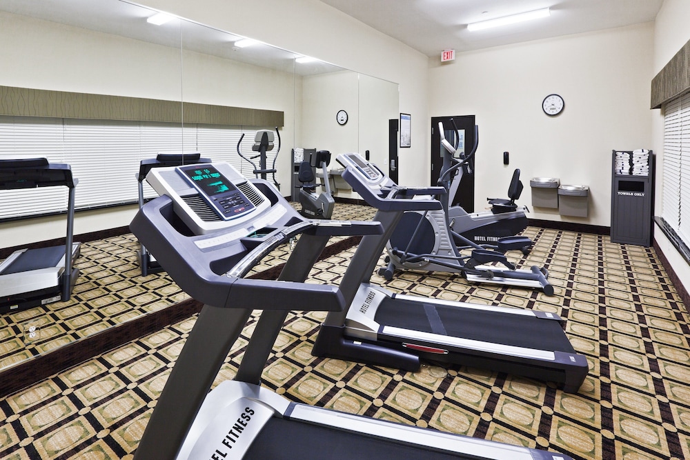 holiday inn express hotel and suites brownfield by ihg