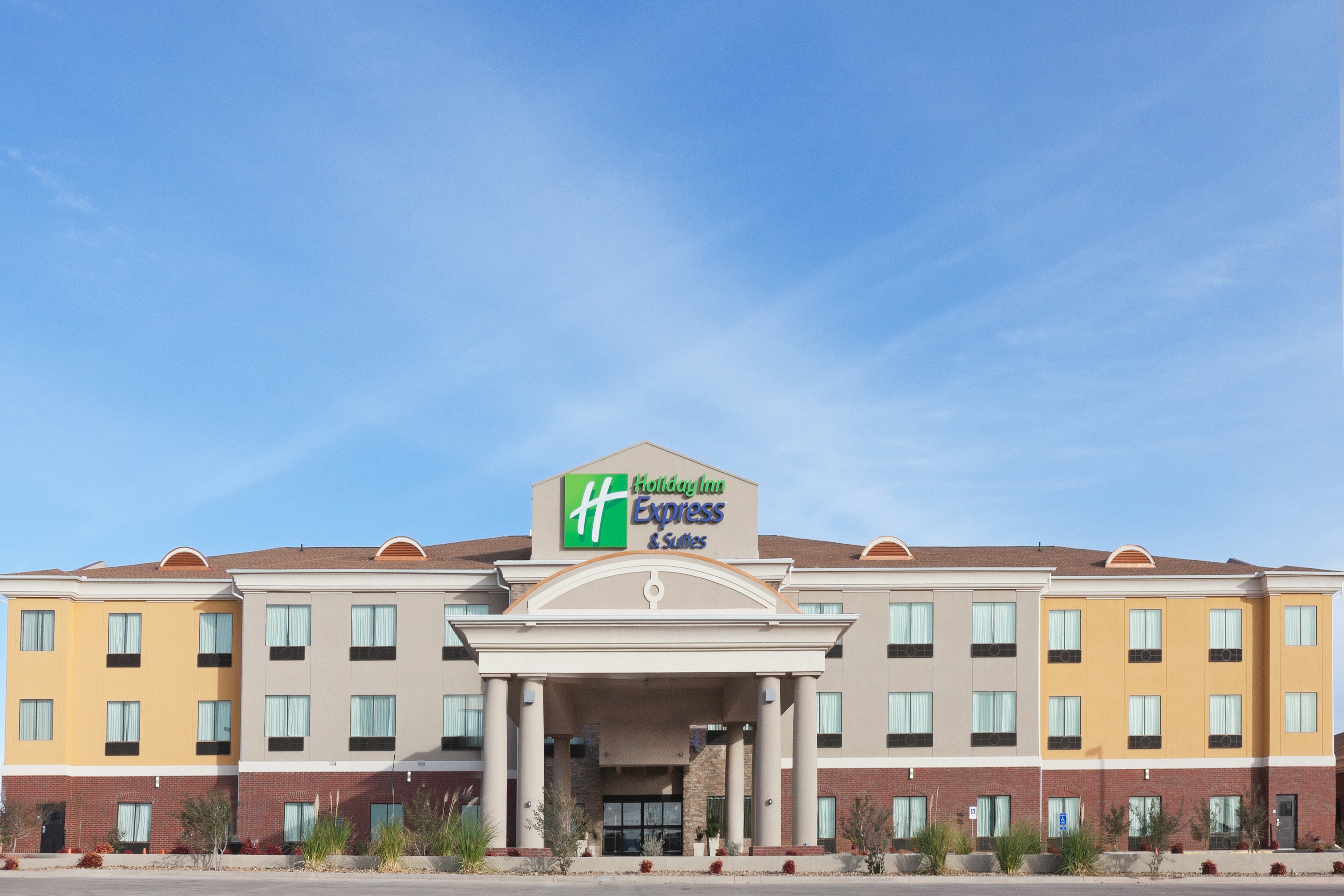 holiday inn express hotel and suites brownfield by ihg