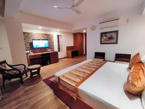 the angel hotel and suites near medanta