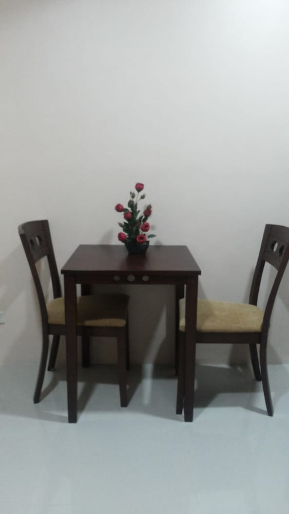 angel travellers transit house