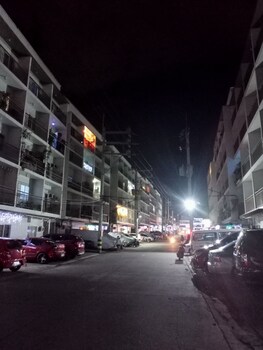 angel travellers transit house