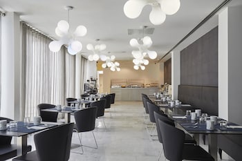 Ikonik Lex,El Prat De Llobregat>>Barcelona,4 star