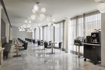 Ikonik Lex,El Prat De Llobregat>>Barcelona,4 star