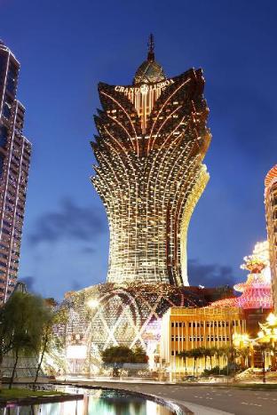 grand lisboa macau