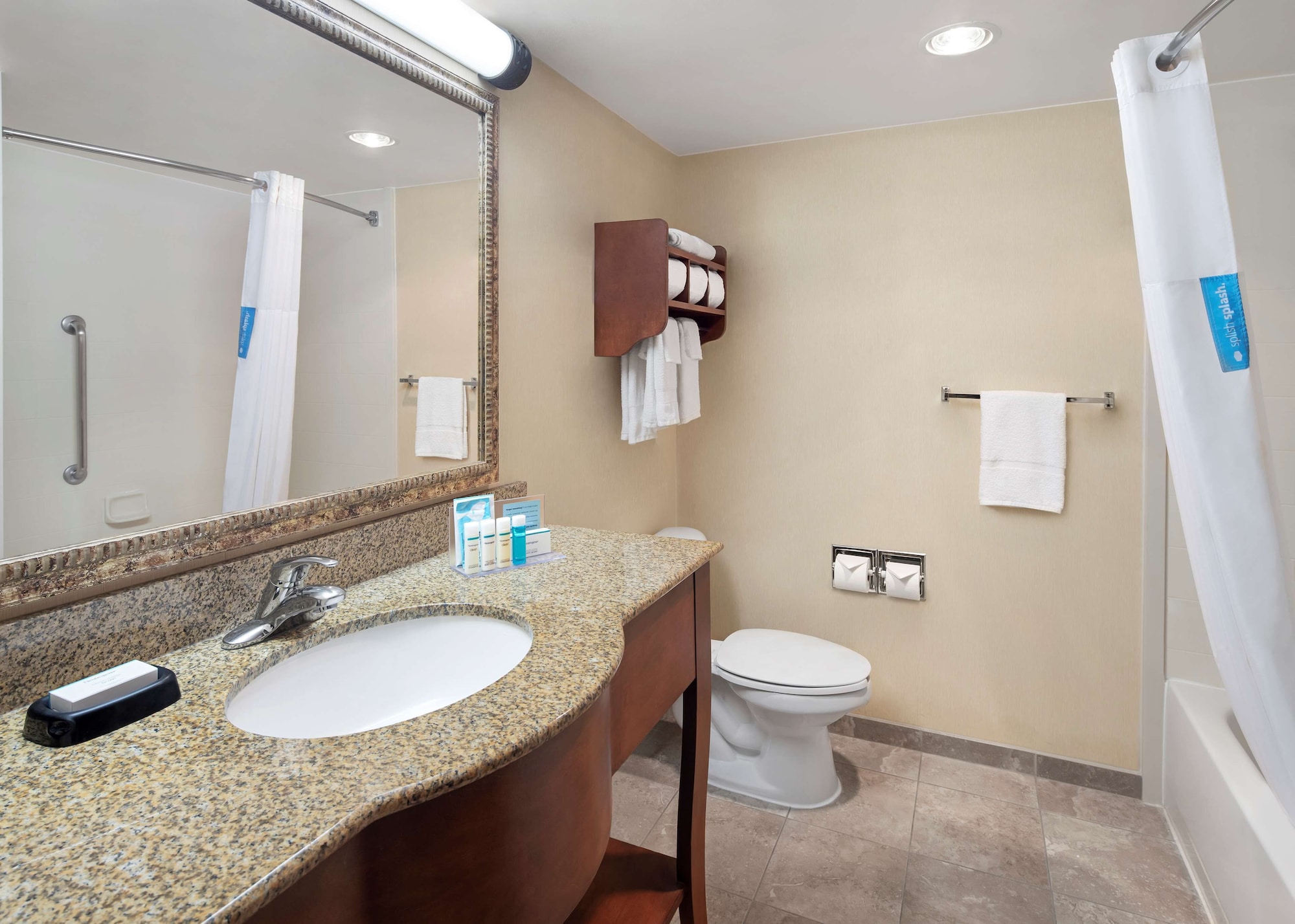 hampton inn and suites alexandria old town area south