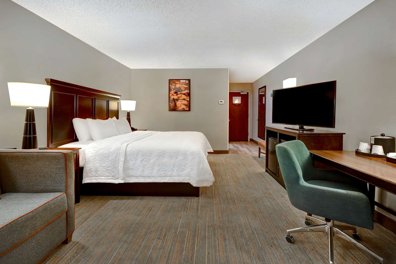 hampton inn and suites alexandria old town area south