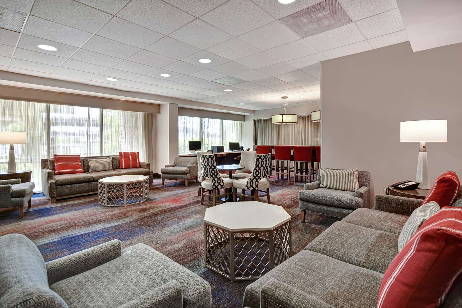 hampton inn and suites alexandria old town area south