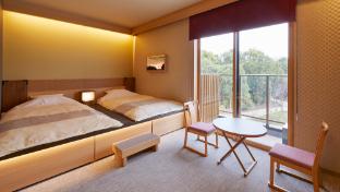 hotel rotterdam huis ten bosch