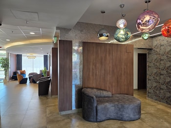 canada hotel