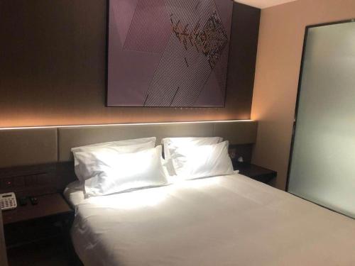 iu hotel lanzhou new district airport ruiling international