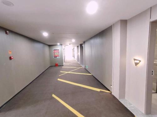 iu hotel lanzhou new district airport ruiling international