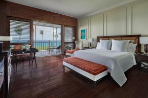 the ocean club a four seasons resort bahamas
