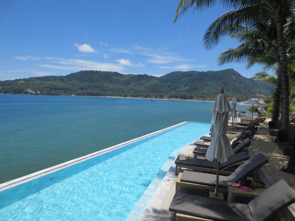 cape sienna gourmet hotel and villas