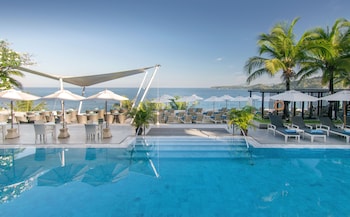 cape sienna gourmet hotel and villas