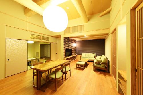 small luxury ryugin