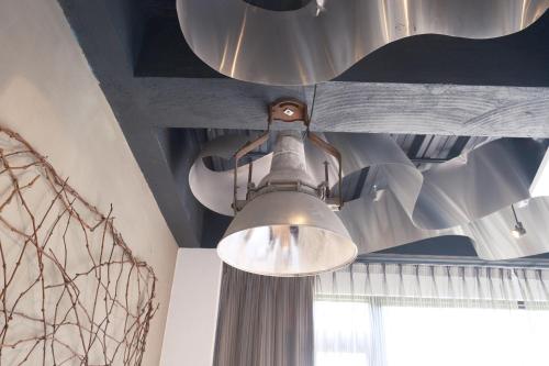 sun moon lake love to stick together b and b