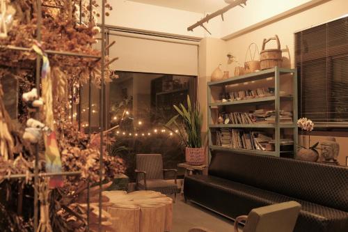 sun moon lake love to stick together b and b