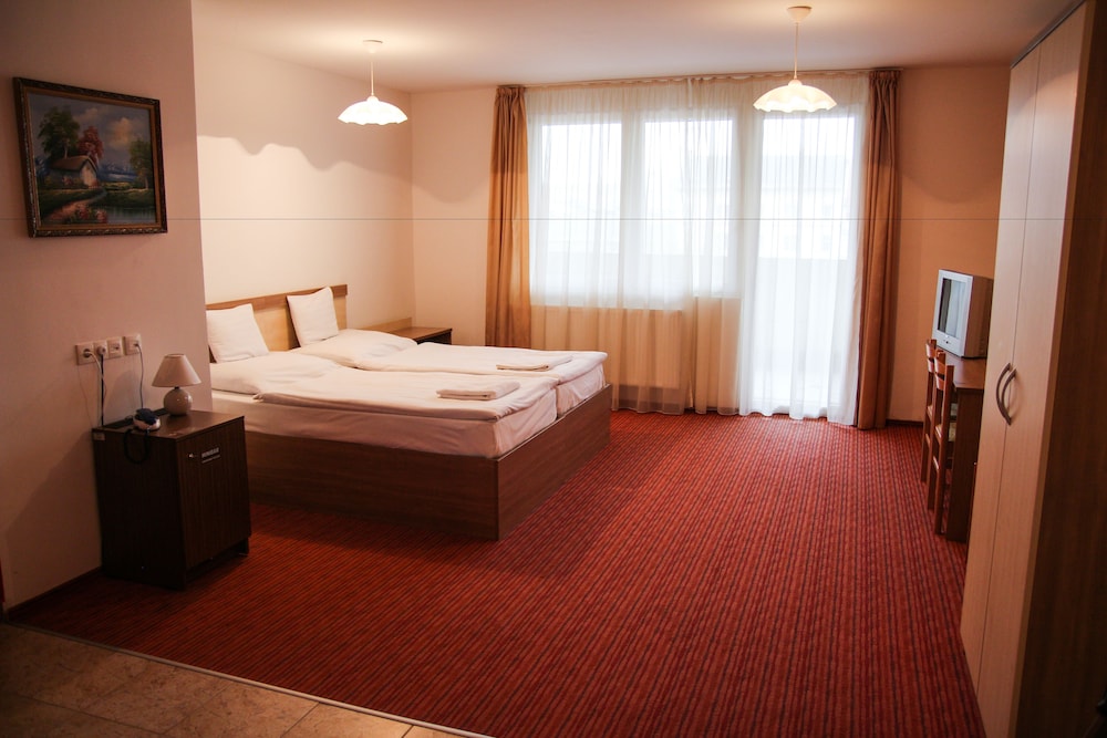 silver hotel budapest city center