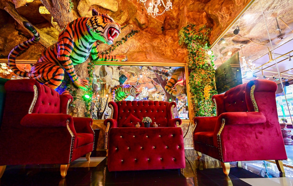tiger complex hotel