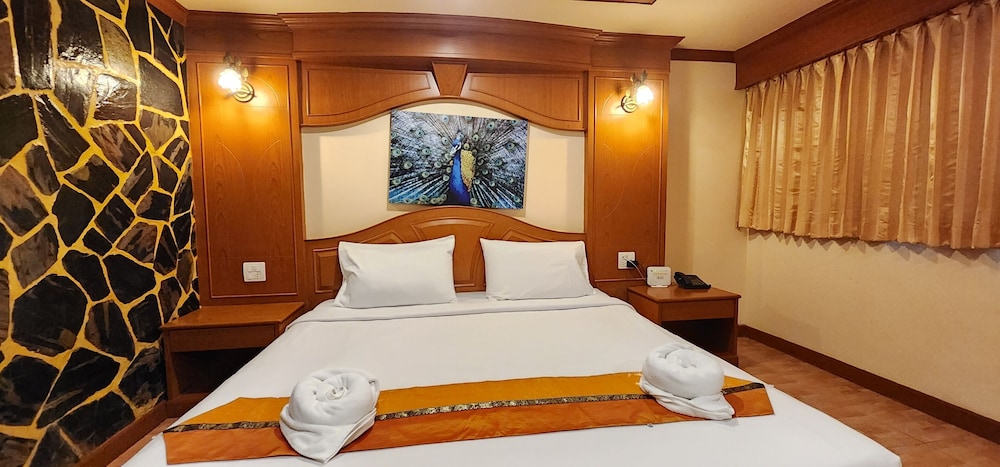 tiger complex hotel