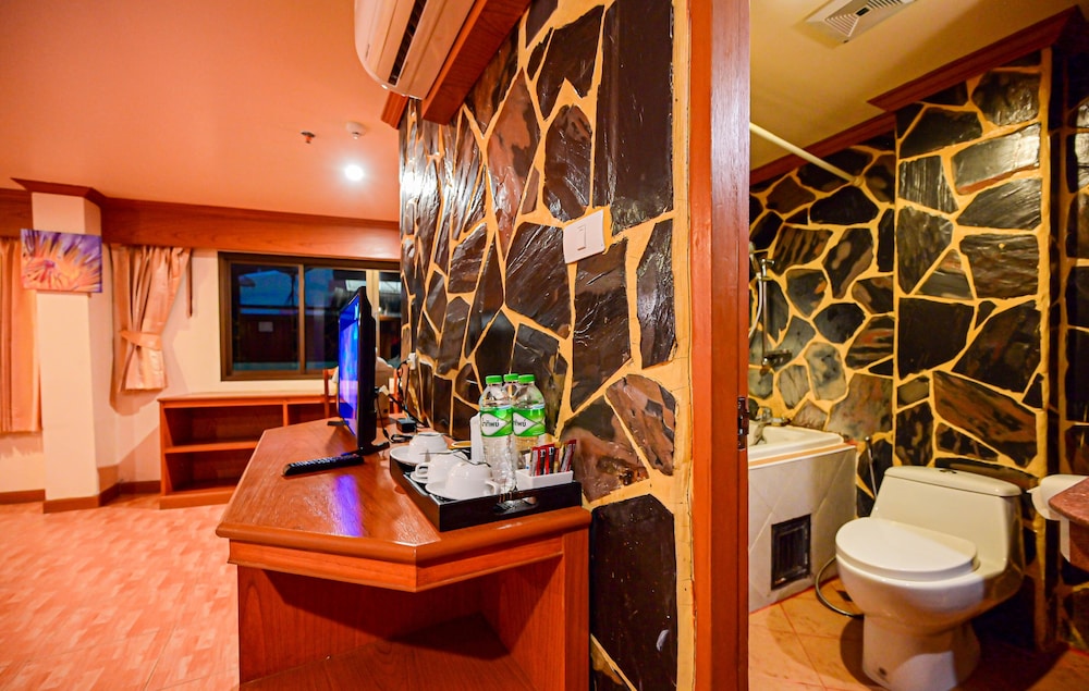 tiger complex hotel