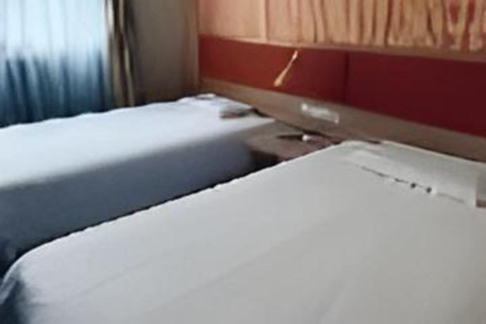 home inn beijing dinghui bridge wuluju metro station