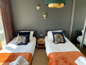 stay angels blonk street apartments