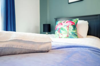 stay angels blonk street apartments