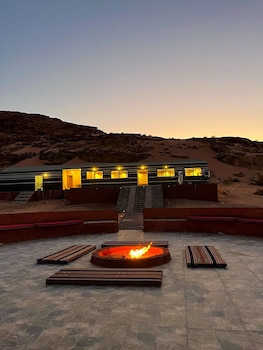 desert stars camp