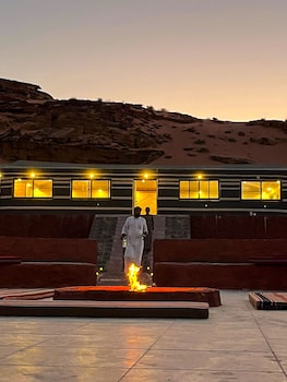 desert stars camp