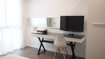 blu monkey bed and breakfast phuket