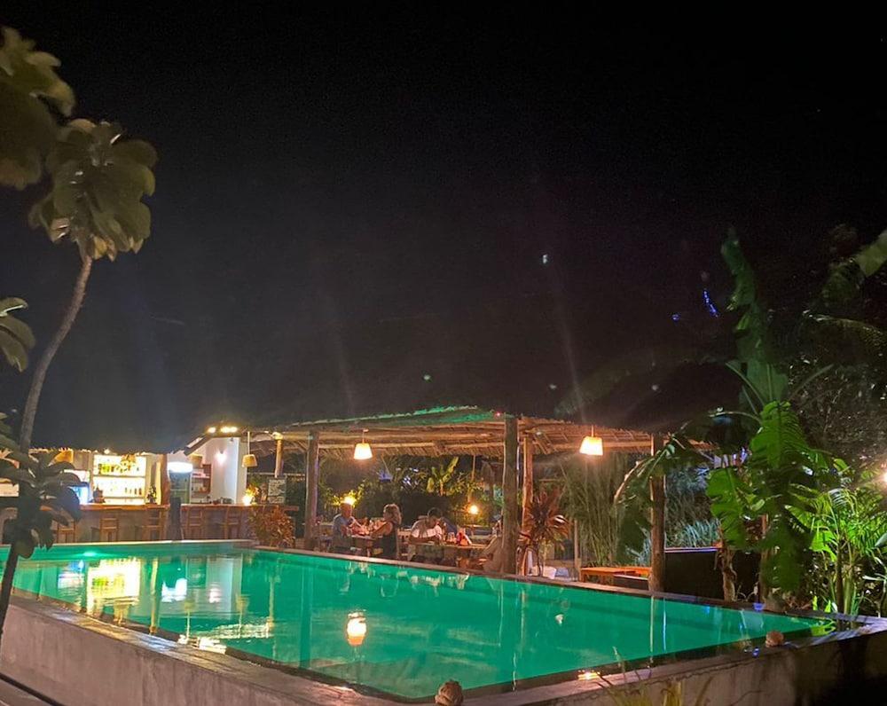 shamba village hotel