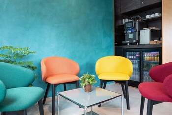 riva rooms and studios