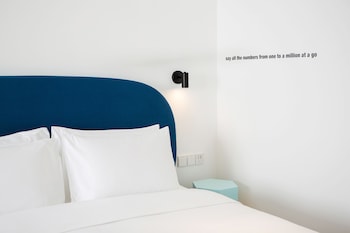 stey 798 art zone hotel